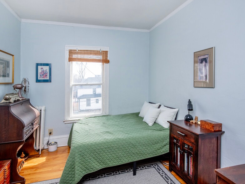 More Photos Of 1733 Selby Ave, Saint Paul Apartments For Sale