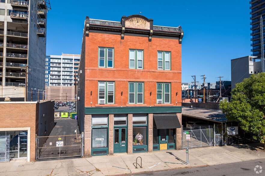 More Photos Of 2031-2033 Curtis St, Denver Apartments For Lease