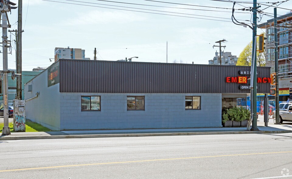 More Photos Of 1590 W 4th Ave, Vancouver General Retail For Sale