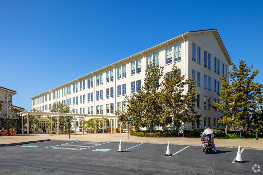 More Photos Of One Letterman Dr, San Francisco Unknown For Lease