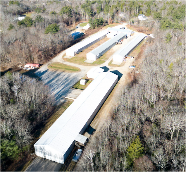 More Photos Of 212 Depot Rd, Auburn Light Distribution For Sale