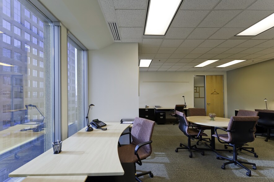 More Photos Of 888 3rd St SW, Calgary Coworking Space
