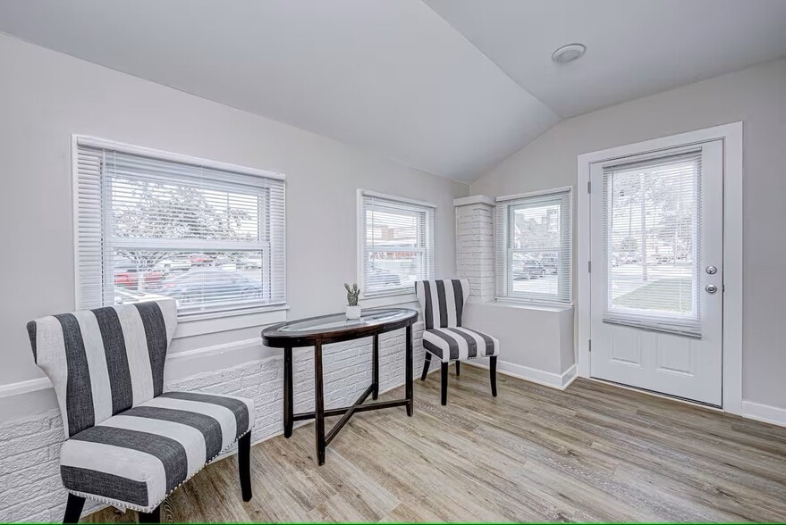 More Photos Of , Indianapolis Multifamily For Sale