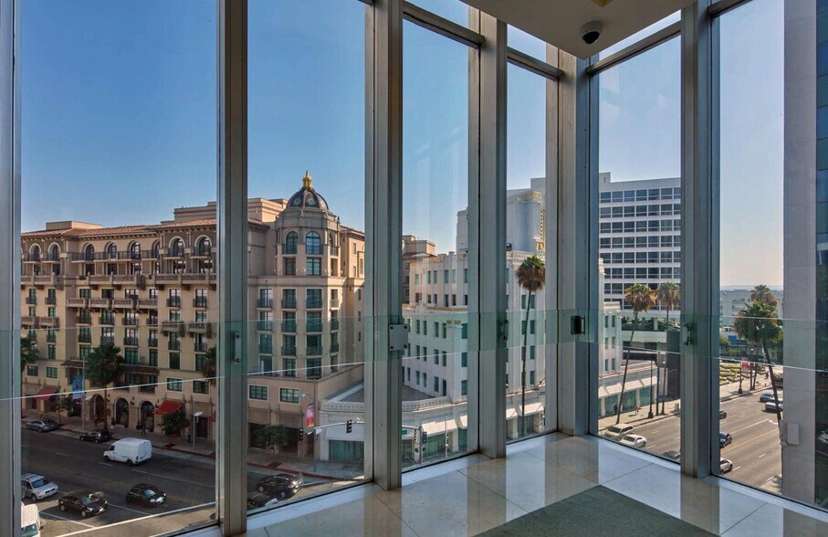 More Photos Of 9460-9470 Wilshire Blvd, Beverly Hills Office For Lease