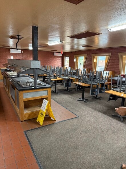 More Photos Of 627 N 2nd Ave, Ajo Restaurant For Sale