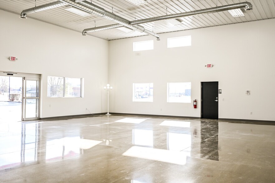 More Photos Of 23367 US 23, Circleville Industrial For Lease