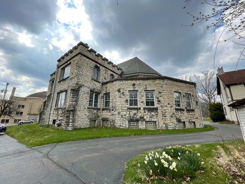 More Photos Of 1205 Elm St, Youngstown Religious Facility For Sale