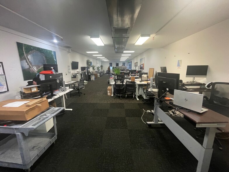 More Photos Of 391 Foster City Blvd, Foster City Industrial For Sale