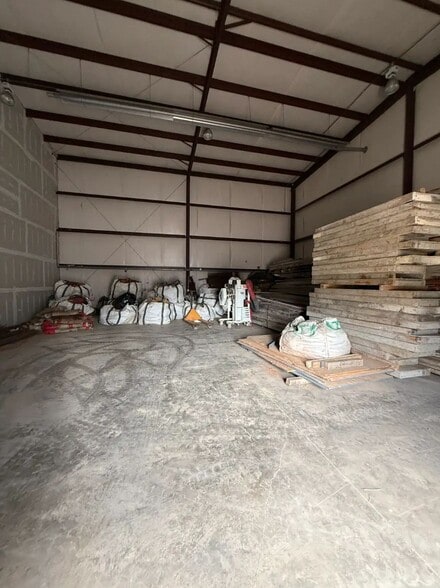 More Photos Of 890 Mt. Zion Rd, Shreveport Warehouse For Lease