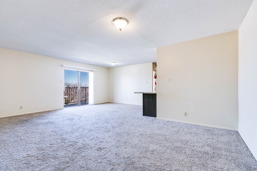 More Photos Of 1707-1717 Greenwood St, San Angelo Apartments For Sale