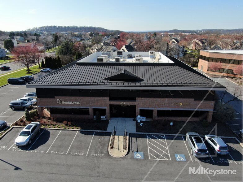 More Photos Of 985 Berkshire Blvd, Wyomissing Medical For Lease
