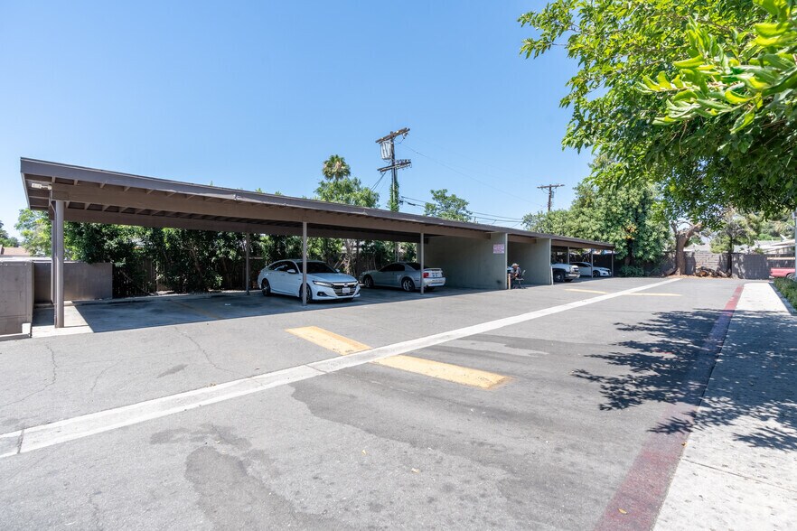 More Photos Of 10560 Haddon Ave, Pacoima Apartments For Sale