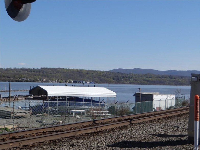 More Photos Of 137 Dock Rd, Marlboro Land For Sale