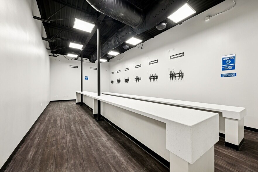 More Photos Of 315 N Highway 190, Covington Restaurant For Sale