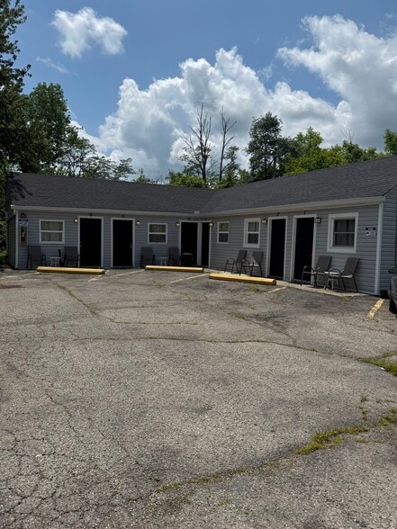 More Photos Of 7040 W 3rd St, Dayton Hospitality For Sale