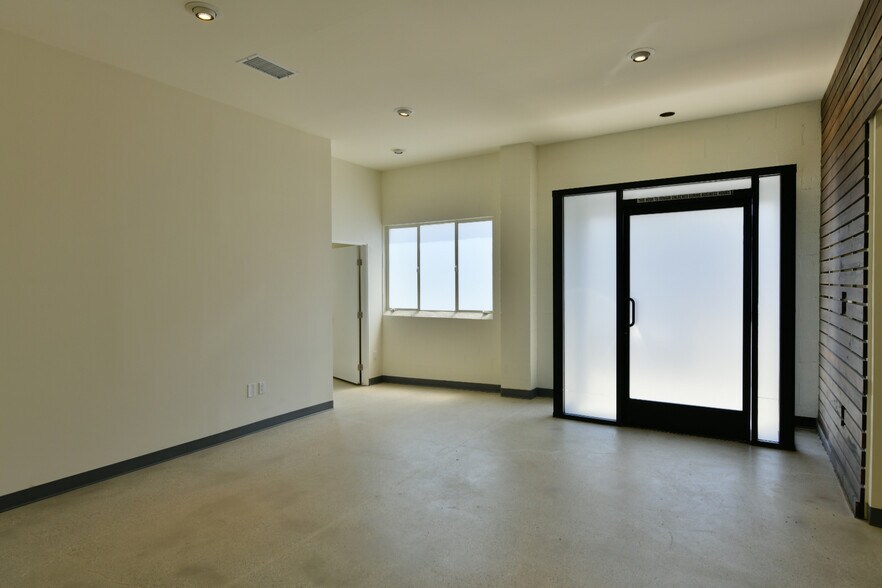 More Photos Of 115 Sheldon St, El Segundo Warehouse For Lease