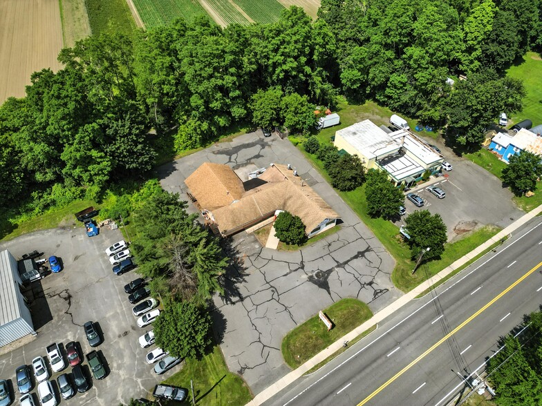 More Photos Of 48 Russell St, Hadley Restaurant For Lease