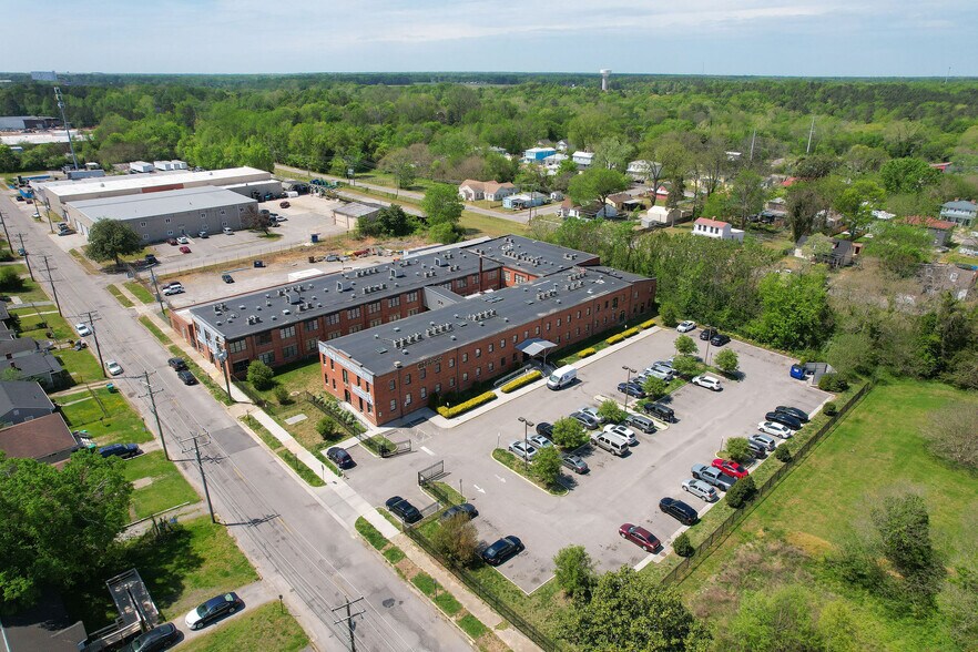 More Photos Of 1131 Commerce St, Petersburg Apartments For Sale