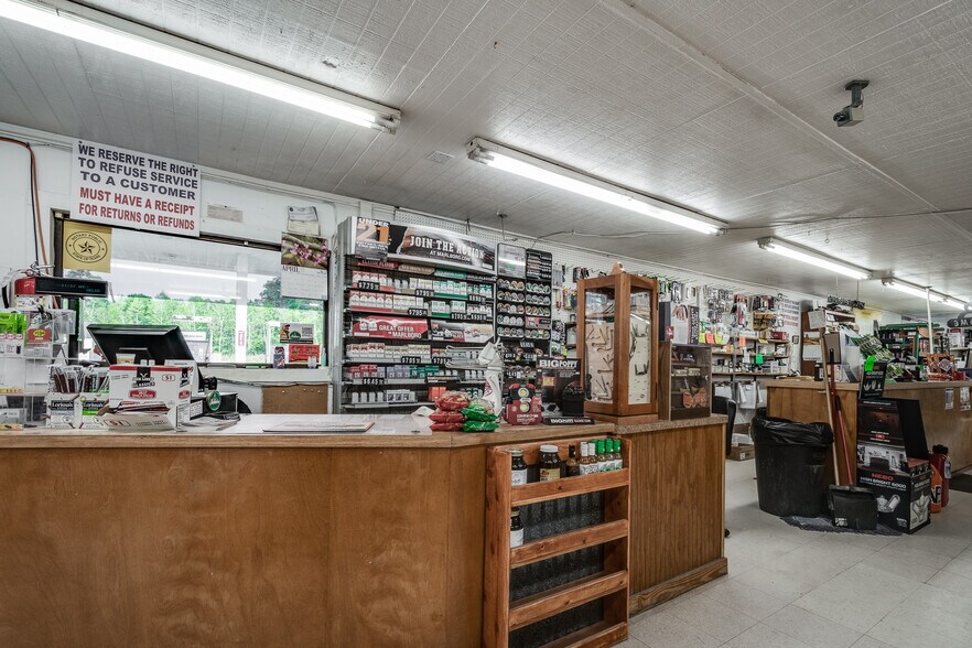 More Photos Of 17186 Highway 321, Dayton Storefront Retail Office For Sale