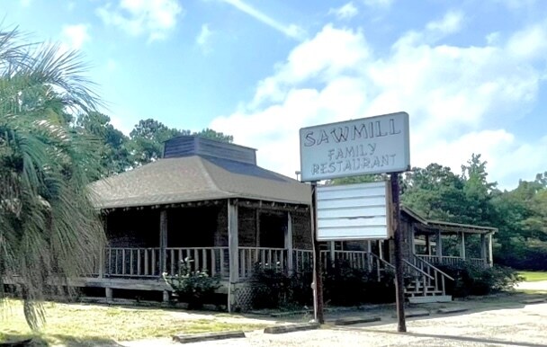 Primary Photo Of 2205 Highway 49, Wiggins Specialty For Sale