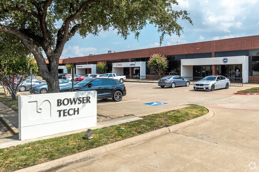 More Photos Of 990 N Bowser Rd, Richardson Light Distribution For Lease