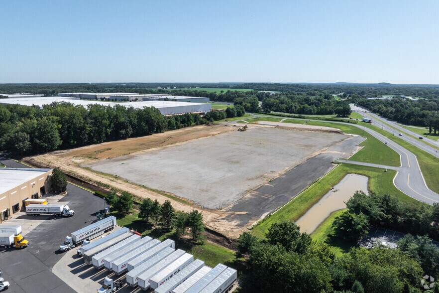 More Photos Of 597 Rancocas Rd, Westampton Warehouse For Lease