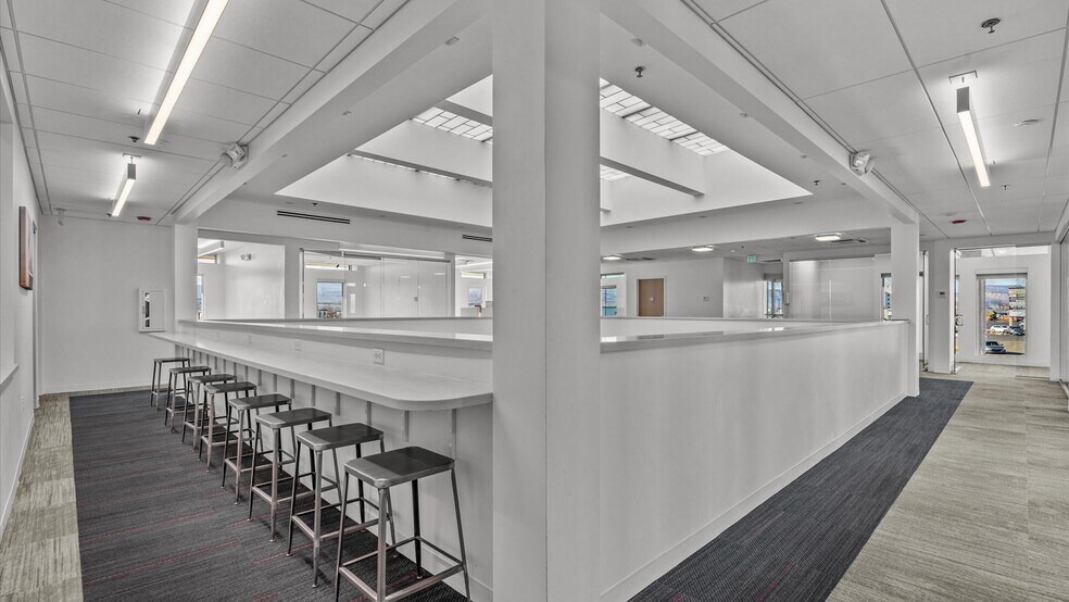 More Photos Of 2755 North Ave, Grand Junction Office For Sale