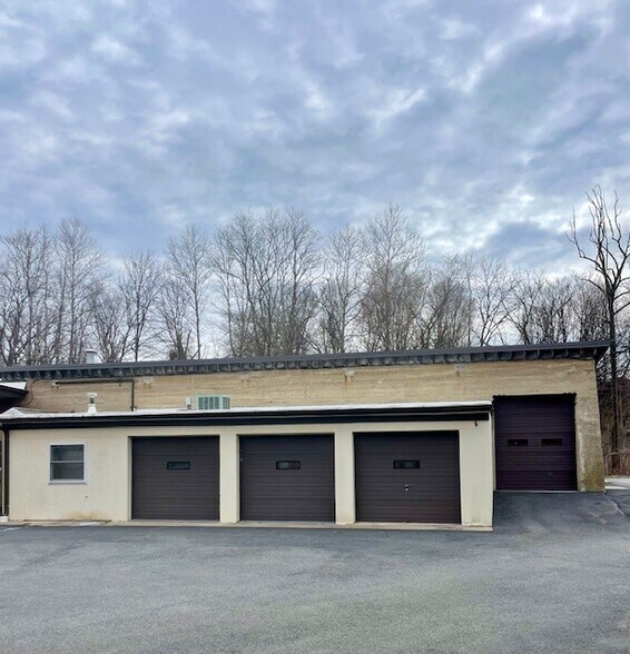 More Photos Of 53 Richboynton Rd, Dover Manufacturing For Lease