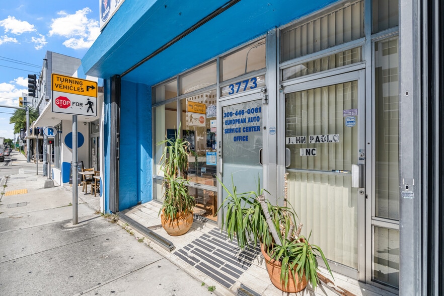 More Photos Of 3771 Bird Rd, Miami Storefront For Sale
