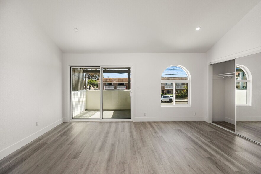 More Photos Of 4981 Pearce St, Huntington Beach Apartments For Sale