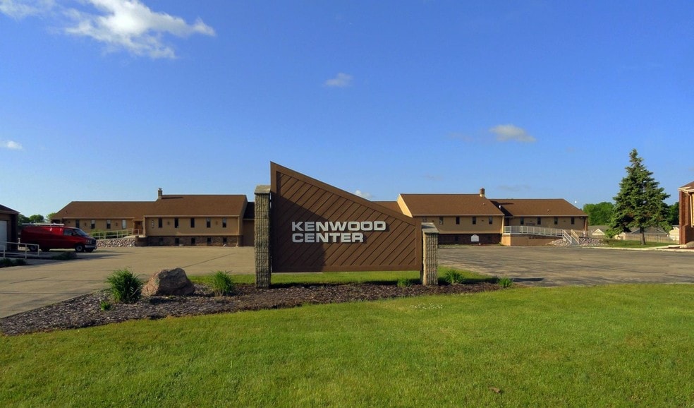 More Photos Of 1477 Kenwood Dr, Menasha Unknown For Lease