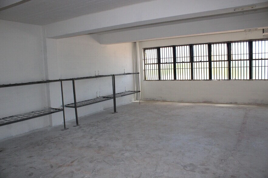 More Photos Of 108 Court St, Jackson General Retail For Sale