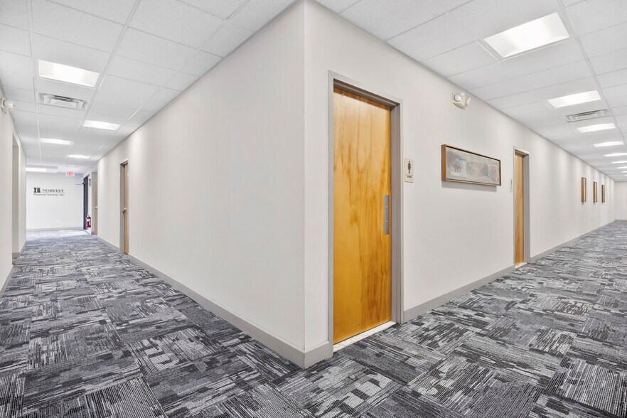 More Photos Of 930 Albany Shaker Rd, Latham Medical For Lease