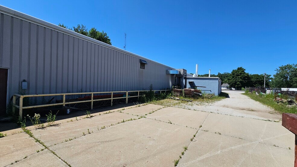 More Photos Of 2008 Ohio St, La Porte Manufacturing For Sale