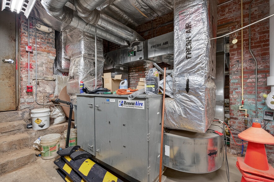 More Photos Of 27 Washington St, Westfield Apartments For Sale