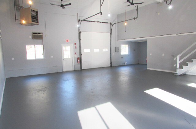 More Photos Of 60R Main St, Rowley Storefront Retail Office For Lease