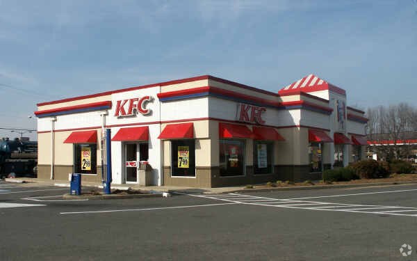 More Photos Of 6227 Little River Tpke, Alexandria Fast Food For Lease