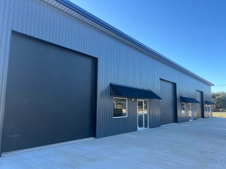 More Photos Of 4540 FM 1102, New Braunfels Unknown For Lease