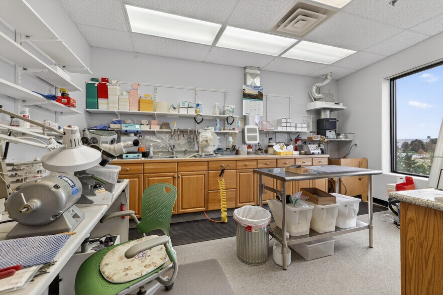 More Photos Of 12354 E Caley Ave, Centennial Medical For Sale