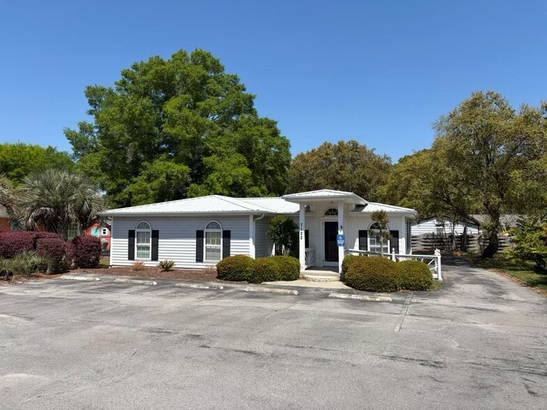 Primary Photo Of 7122 Beach Dr SW, Ocean Isle Beach Office For Sale