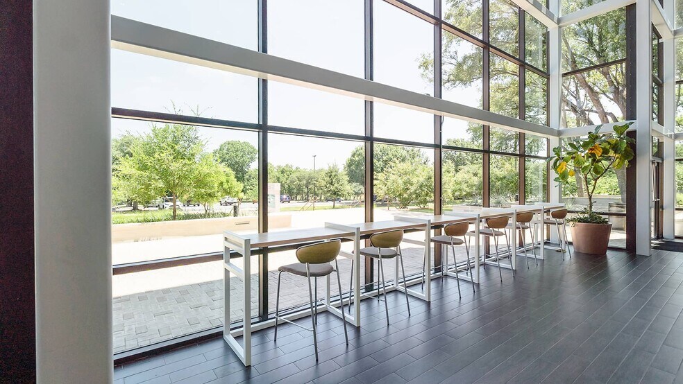 More Photos Of 6800 Burleson Rd, Austin Unknown For Lease