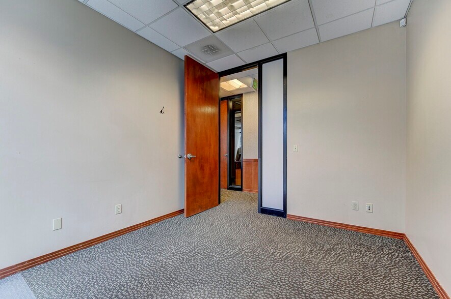 More Photos Of 5333 N Union Blvd, Colorado Springs Medical For Lease