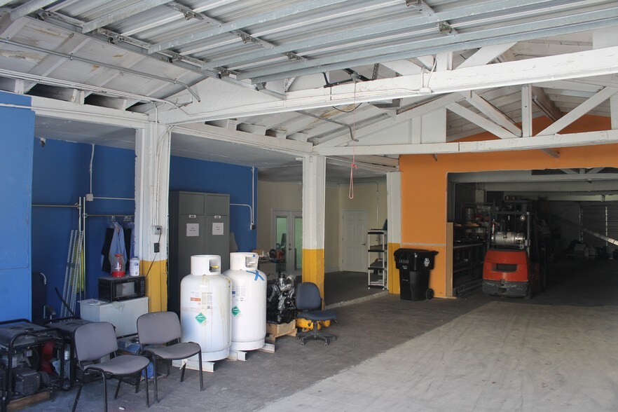 More Photos Of 223 S H St, Lake Worth Manufacturing For Sale