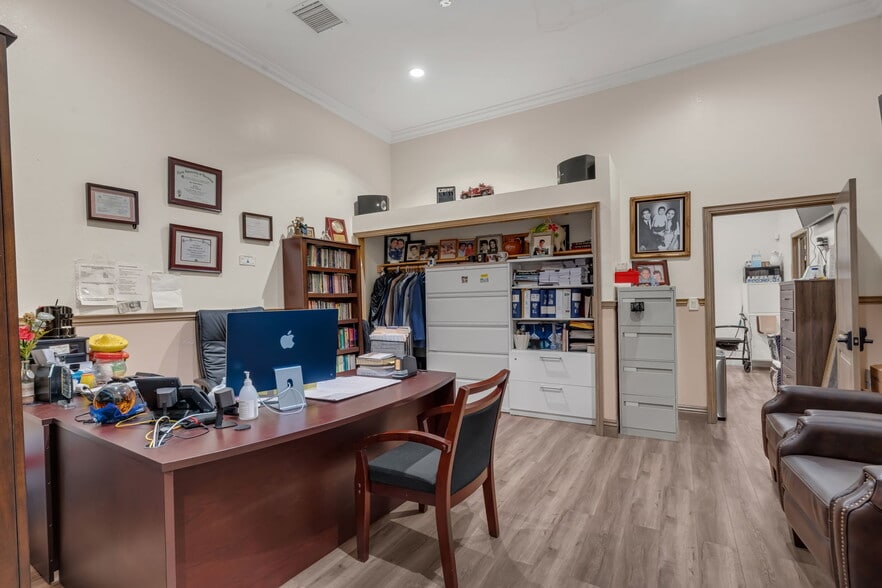 More Photos Of 1100 S Lorena St, Los Angeles Religious Facility For Sale