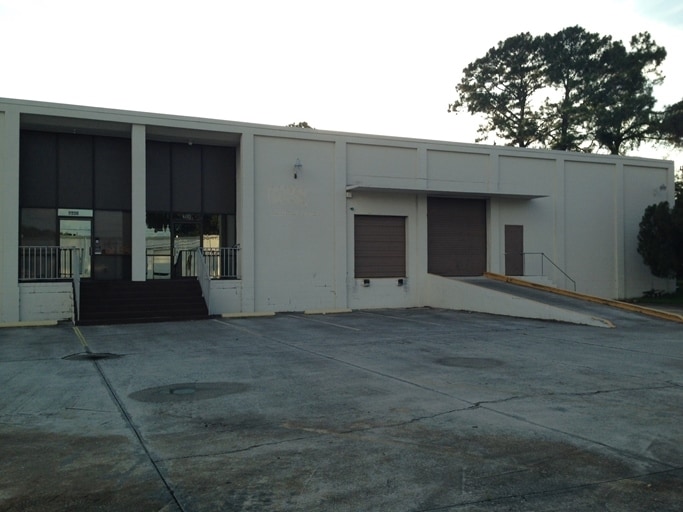 More Photos Of 3028 Mercury Rd, Jacksonville Warehouse For Lease