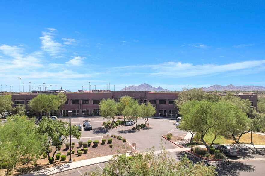 More Photos Of 9237 E Via De Ventura, Scottsdale Office For Sale