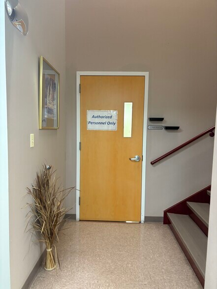 More Photos Of 260-300 Griffith Rd, Chicopee Warehouse For Lease