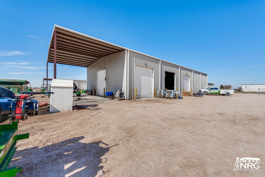 More Photos Of 2416 E County Rd 130 rd, Midland Warehouse For Sale