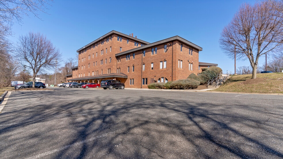More Photos Of 10903 Indian Head Hwy, Fort Washington Office For Lease