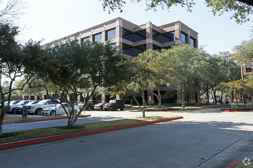 More Photos Of 901 S Mopac Expy, Austin Office For Lease